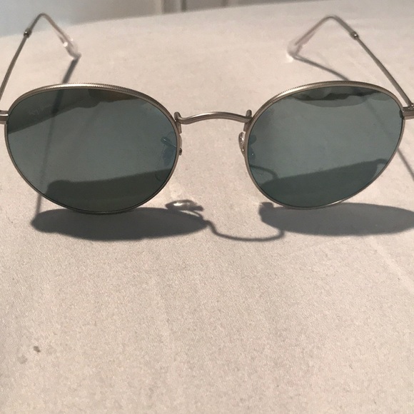 Mirrored circle raybans (new with box)
